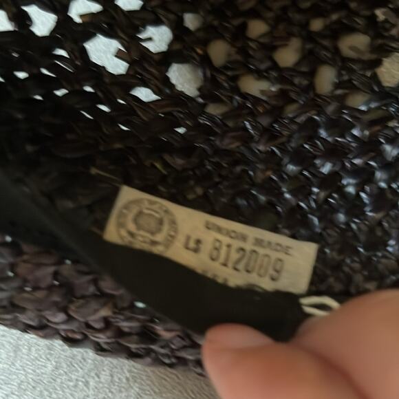 Vintage straw Cloche hat with Feather pin - Picture 7 of 7